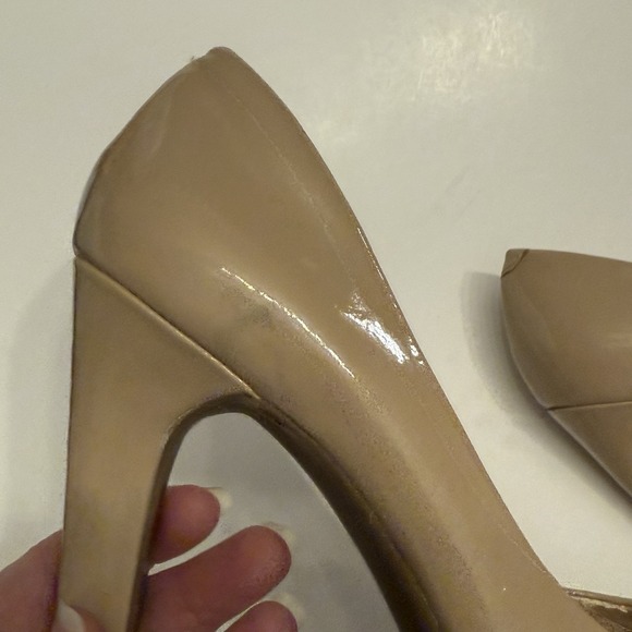 Jessica Simpson 8.5 B Nude Patent Oval Toe Pump 4" Women Elegant Sexy See Pics - Picture 14 of 16